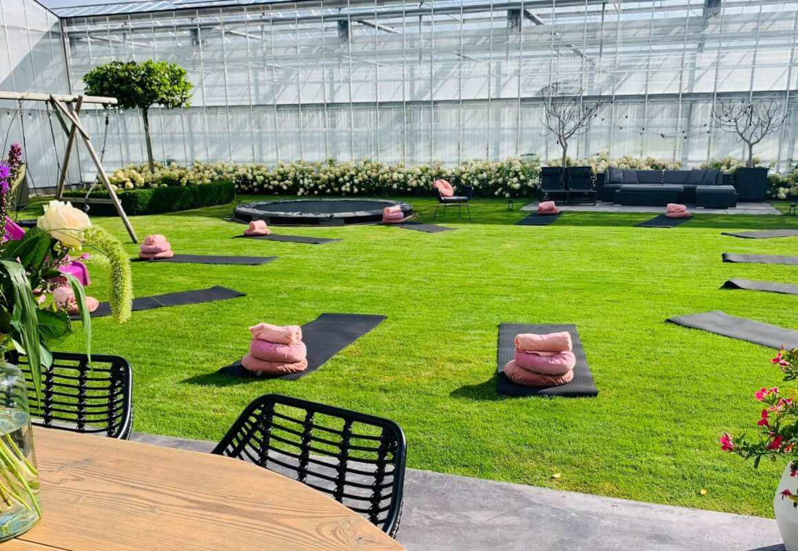 yoga buiten