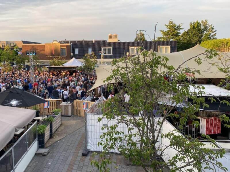 VrijMiBo feesttent overdag